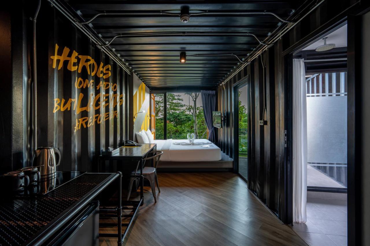 Hivetel Hotel Chalong Bagian luar foto
