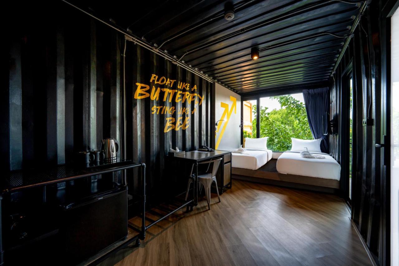 Hivetel Hotel Chalong Bagian luar foto