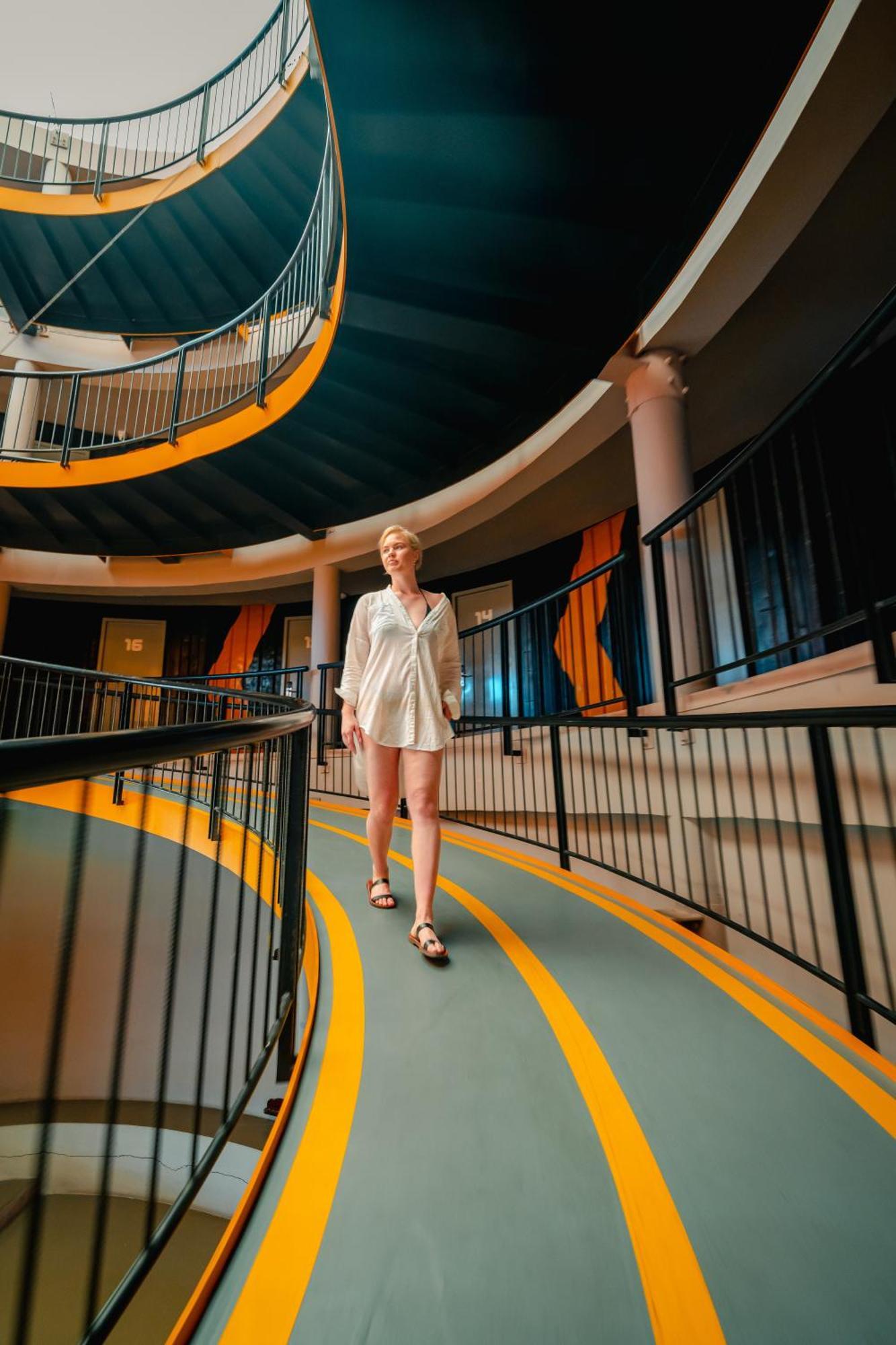 Hivetel Hotel Chalong Bagian luar foto